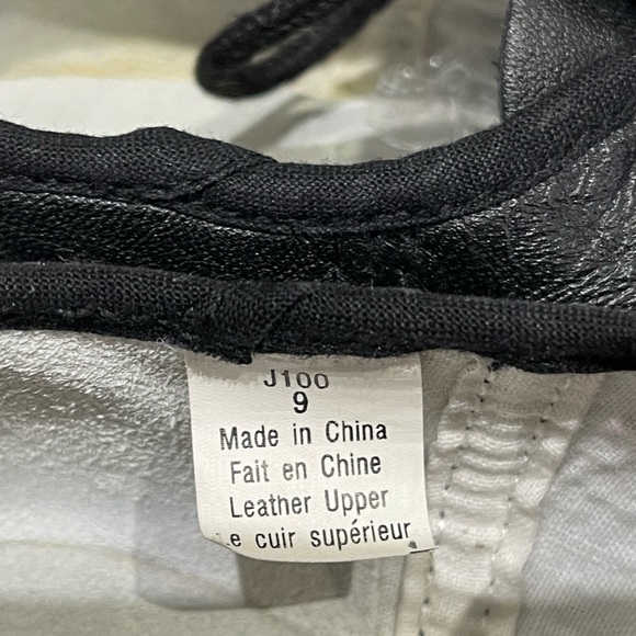 Jazz shoes toddler size 9 - Picture 4 of 5